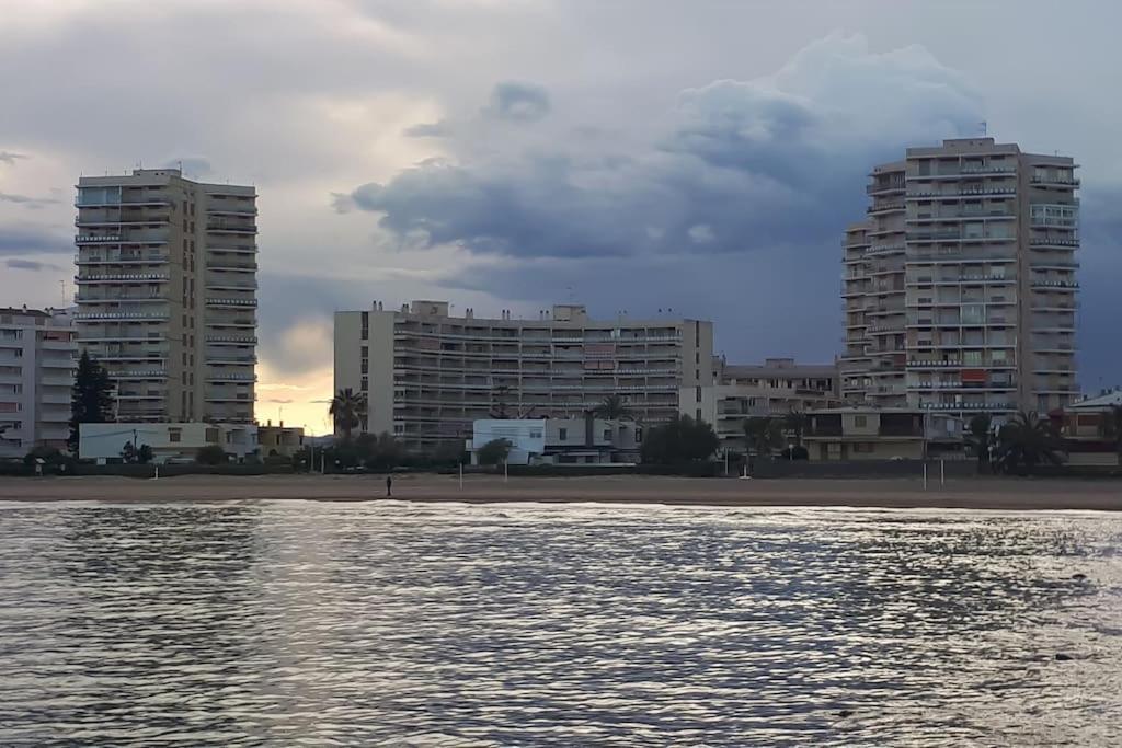דירות ולנסיה Apartamento Mediterraneo Tranquilo Y Familiar מראה חיצוני תמונה