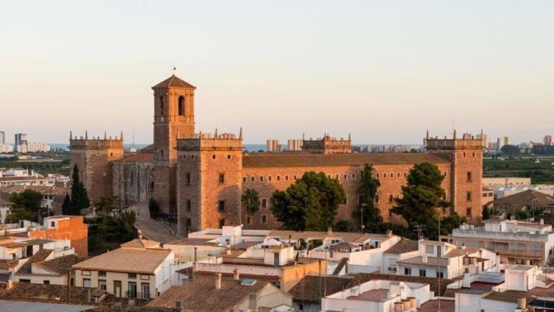דירות ולנסיה Apartamento Mediterraneo Tranquilo Y Familiar מראה חיצוני תמונה