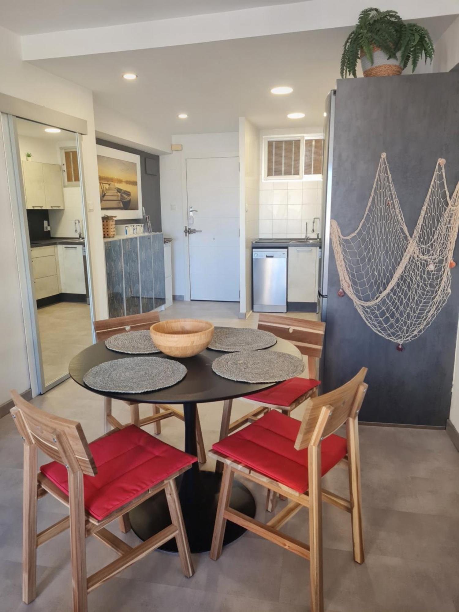 דירות ולנסיה Apartamento Mediterraneo Tranquilo Y Familiar מראה חיצוני תמונה