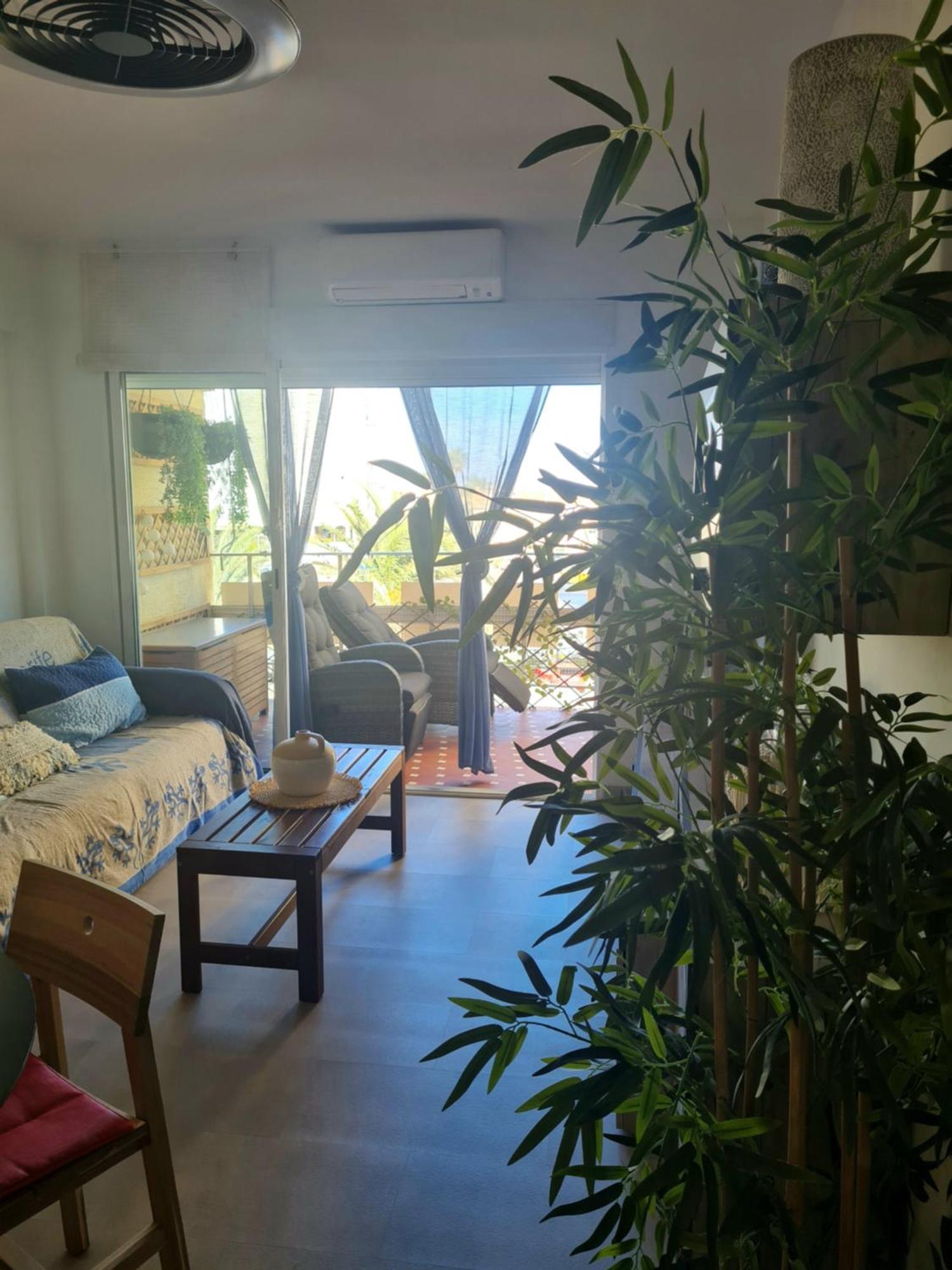 דירות ולנסיה Apartamento Mediterraneo Tranquilo Y Familiar מראה חיצוני תמונה